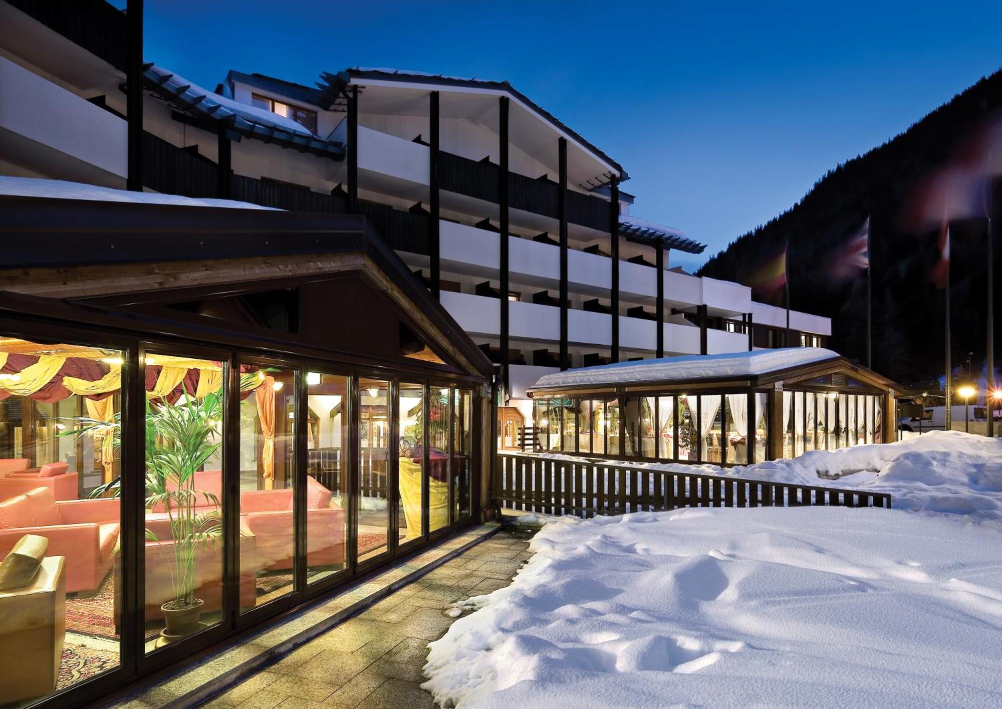 Th La Thuile - Planibel Hotel Zewnętrze zdjęcie